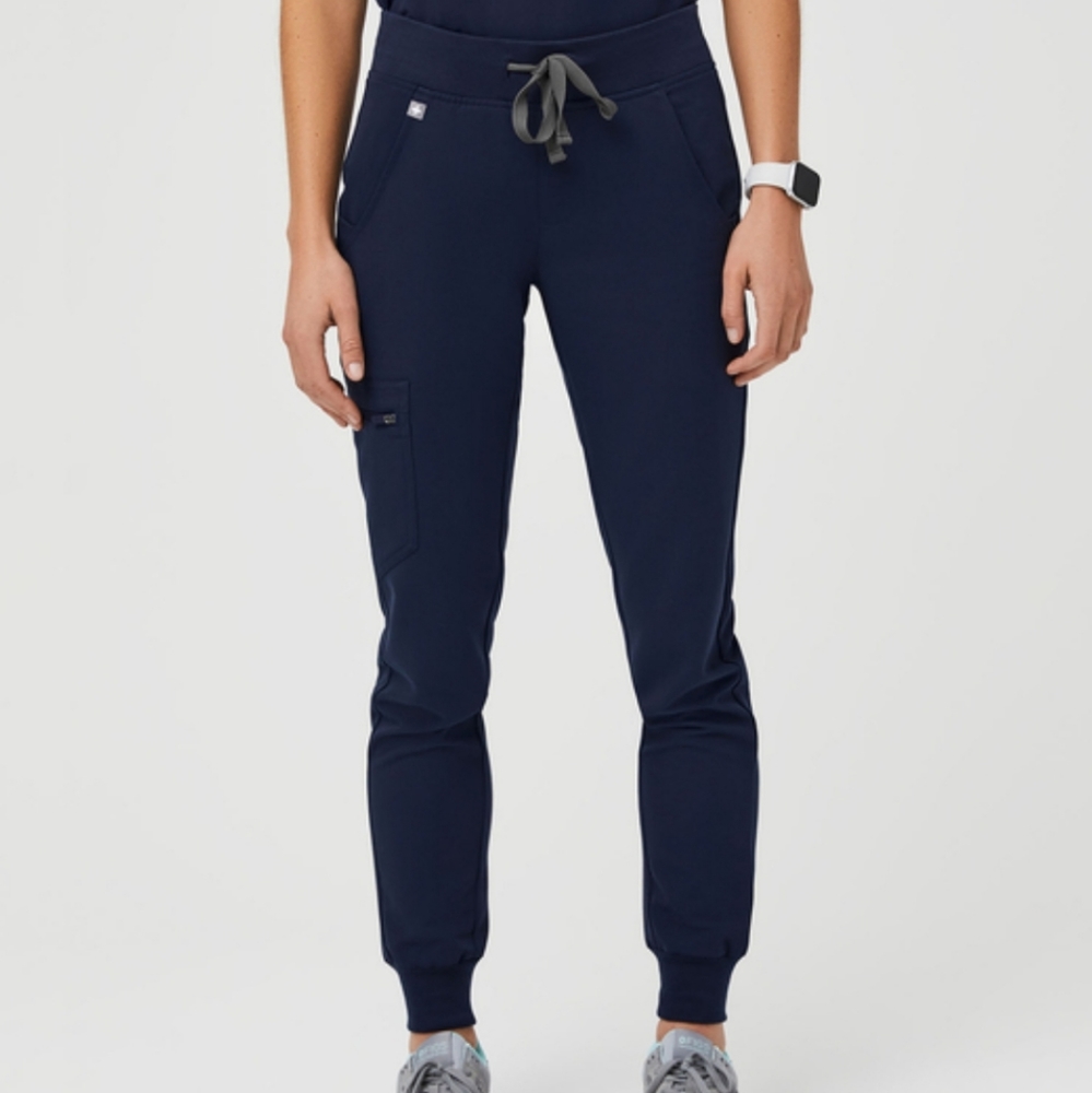 Figs Zamora Joggers 2.0 in Navy Blue